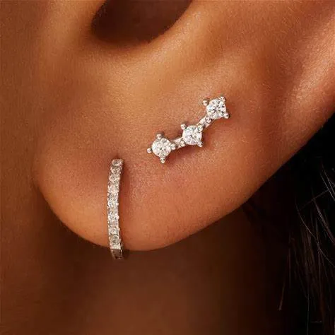 PENDIENTE BOTON CIRCONITA BLANCA 2MM (KM018)